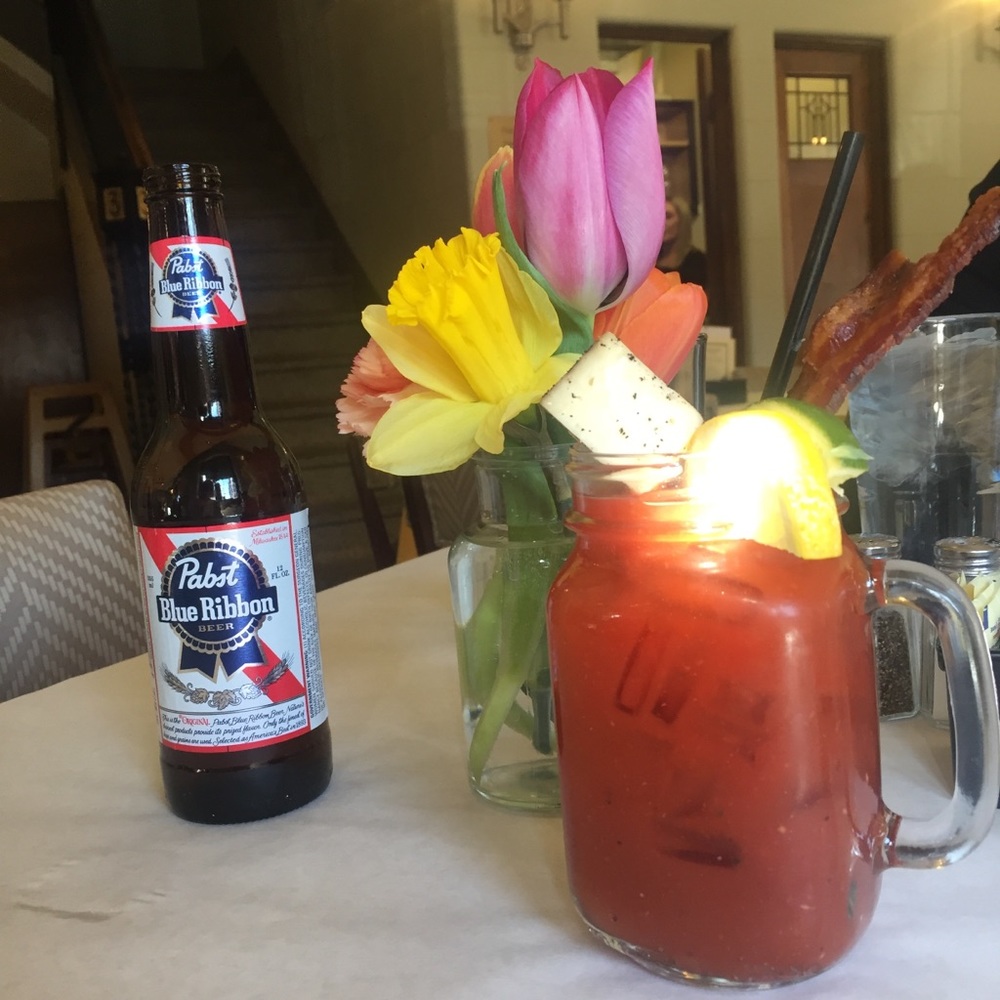 Meet your Posher, Sheila